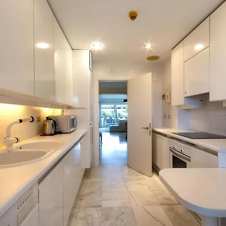 Granados Puerto Banus * 马尔韦利亚