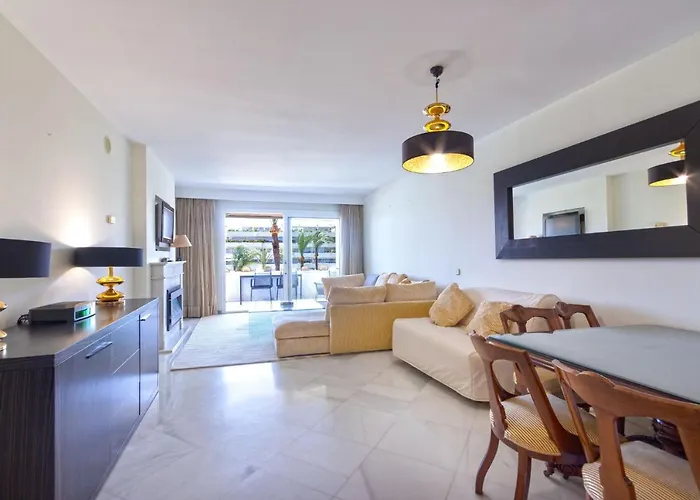 Granados Puerto Banus Марбелья